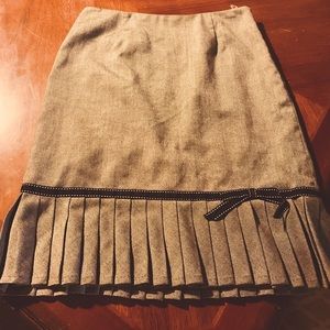 Very cute and classy, grey pleated skirt
